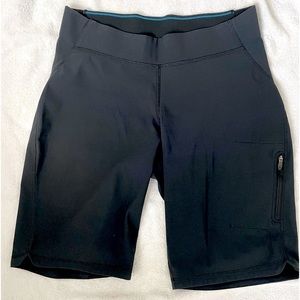 Women’s Columbia Back Beauty Shorts - black colour
